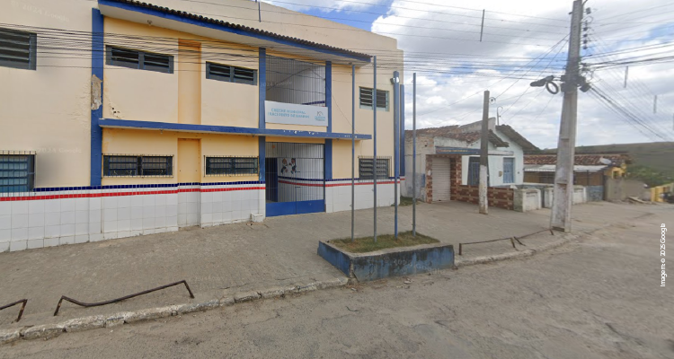 Fotografia do prédio da creche